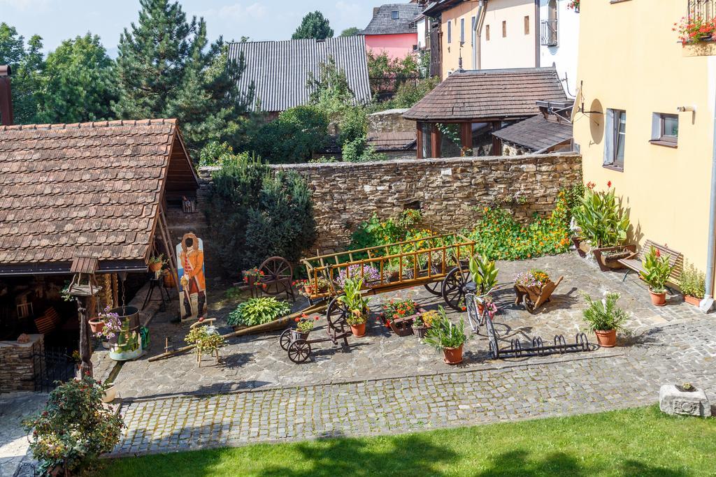 Penzion - Restaurant Atrium Poprad Exteriér fotografie